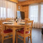 Appartamento Eaux-vives 201 By Interhome *