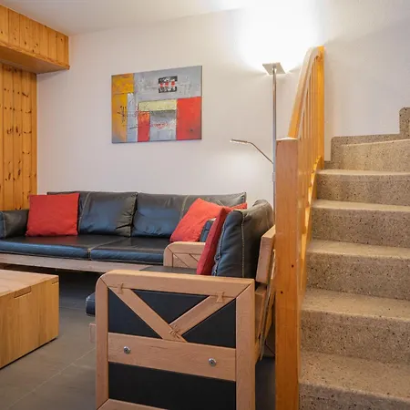 Eaux-vives 201 By Interhome *