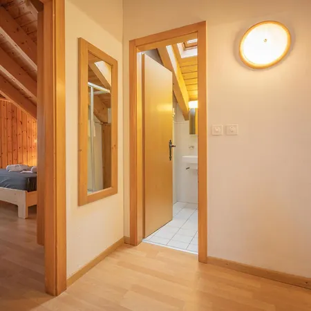 아파트 Eaux-vives 201 By Interhome