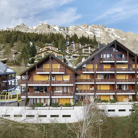 Eaux-vives 201 By Interhome *