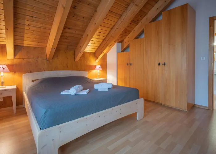 Lejlighed Eaux-vives 201 By Interhome