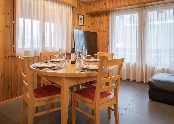 Lejlighed Eaux-vives 201 By Interhome *